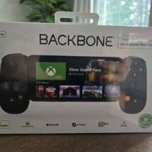 Xbox Backbone Lightning Mobile Gaming Device